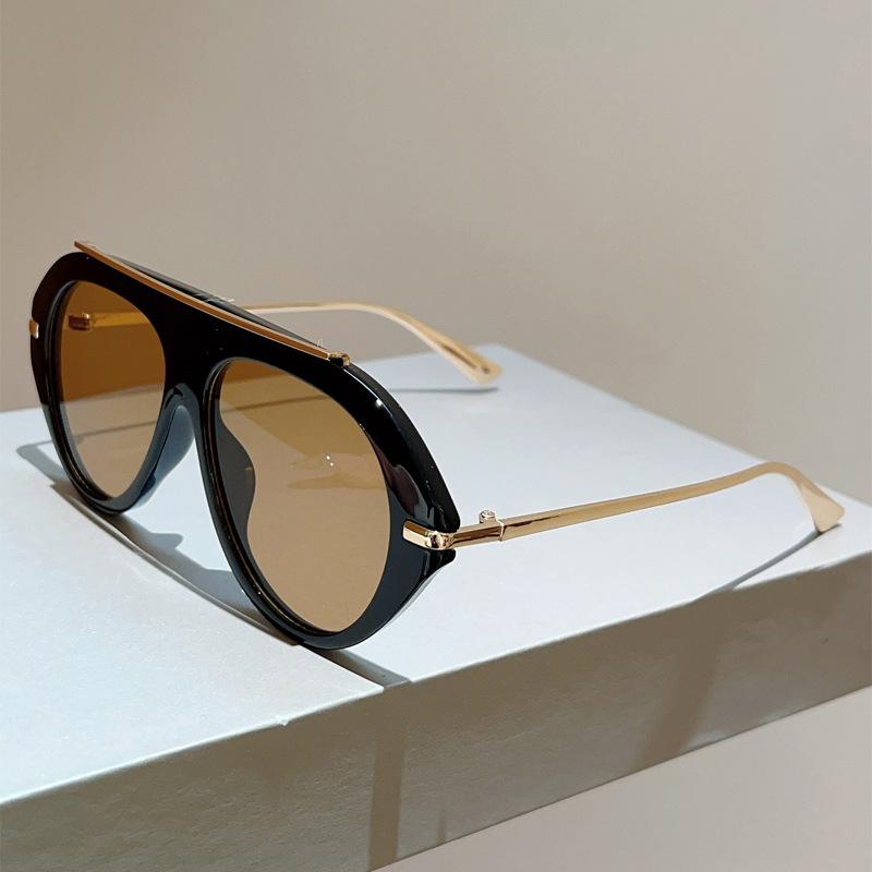 

Vintage Oversized Pilot Rivet Sunglasses Women For Men 2026 Luxury Brand Design Sun Glasses Popular Outdoor Big Frame Eyeglasses черный коричневый