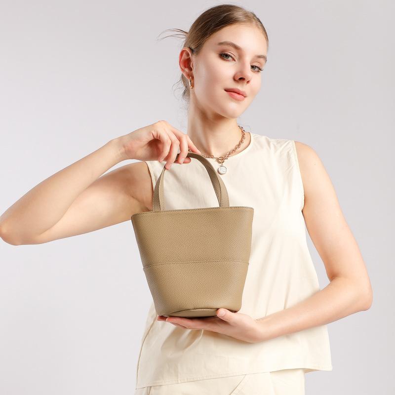 Genuine Leather Single-shoulder Crossbody Women's Bag Niche Design Fashionable and Versatile Bucket Bag