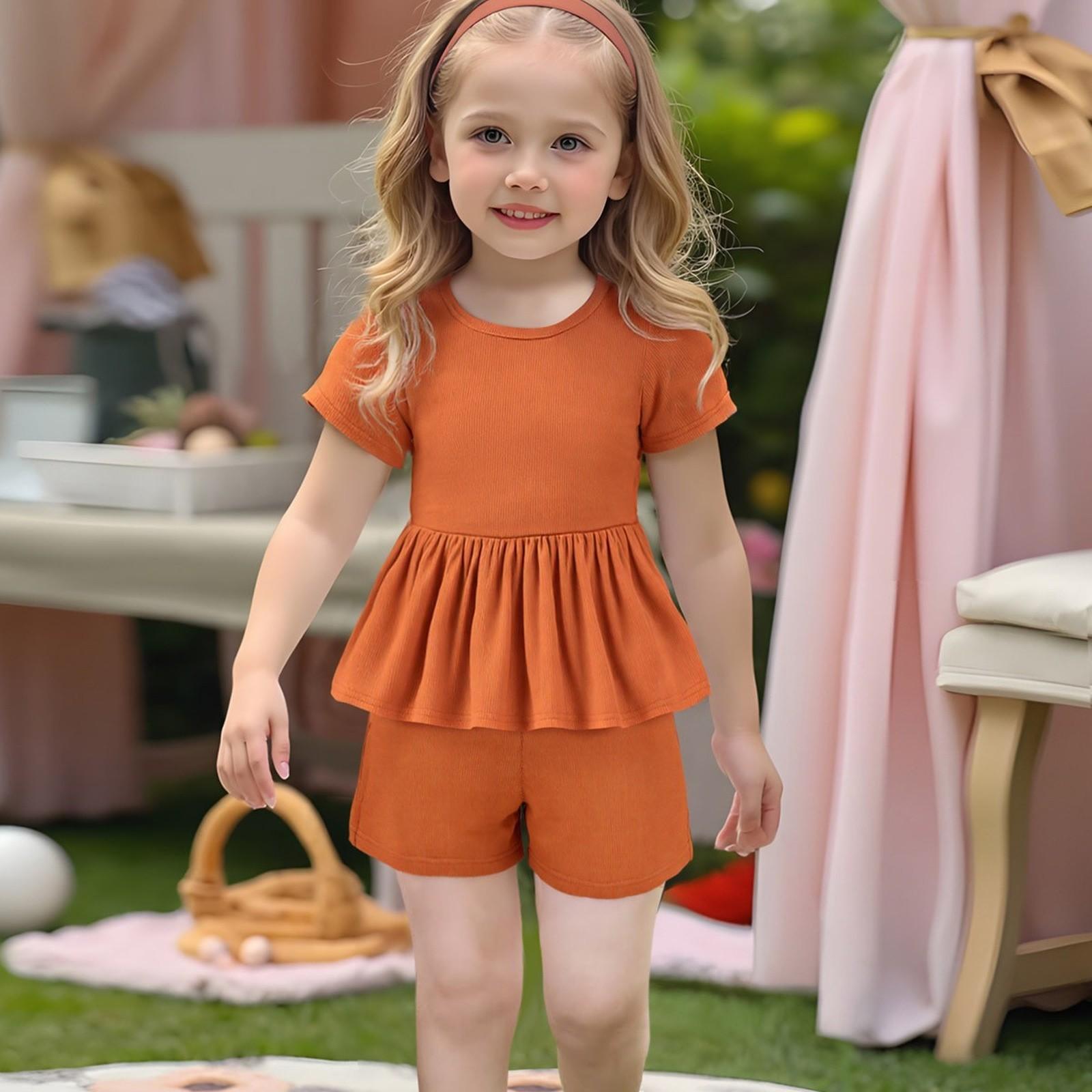 

Летний комплект из двух предметов для девочек - однотонный топ и шорты 100 коричневый