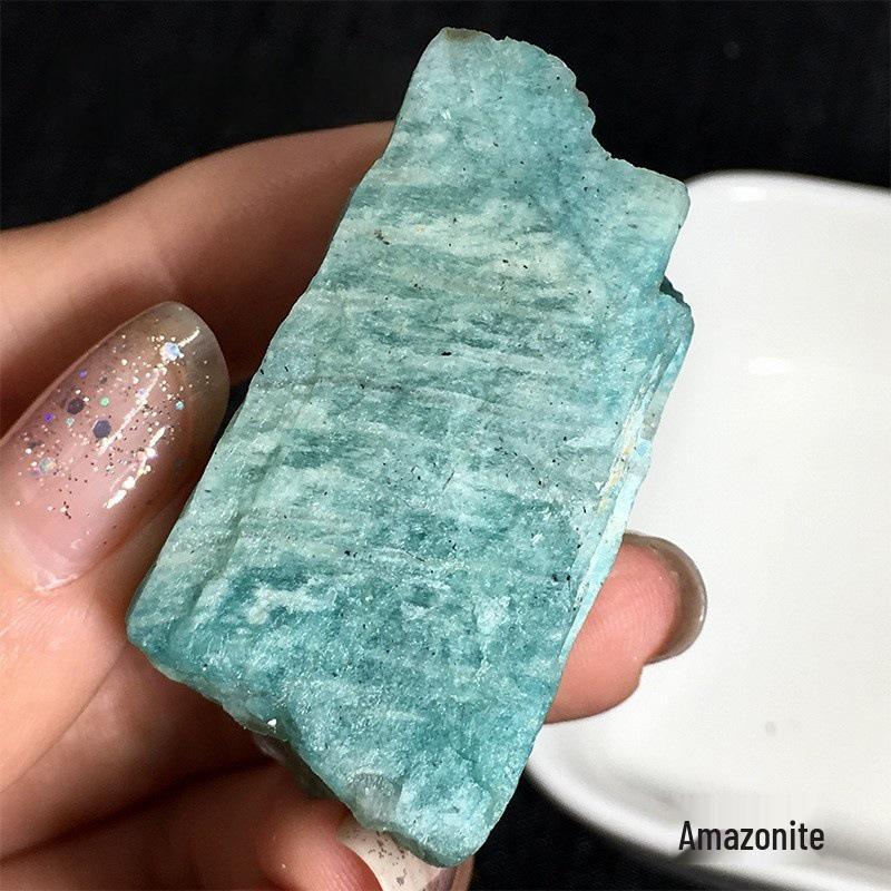 Multi-Color Raw Crystal Stone Aromatherapy Diffuser