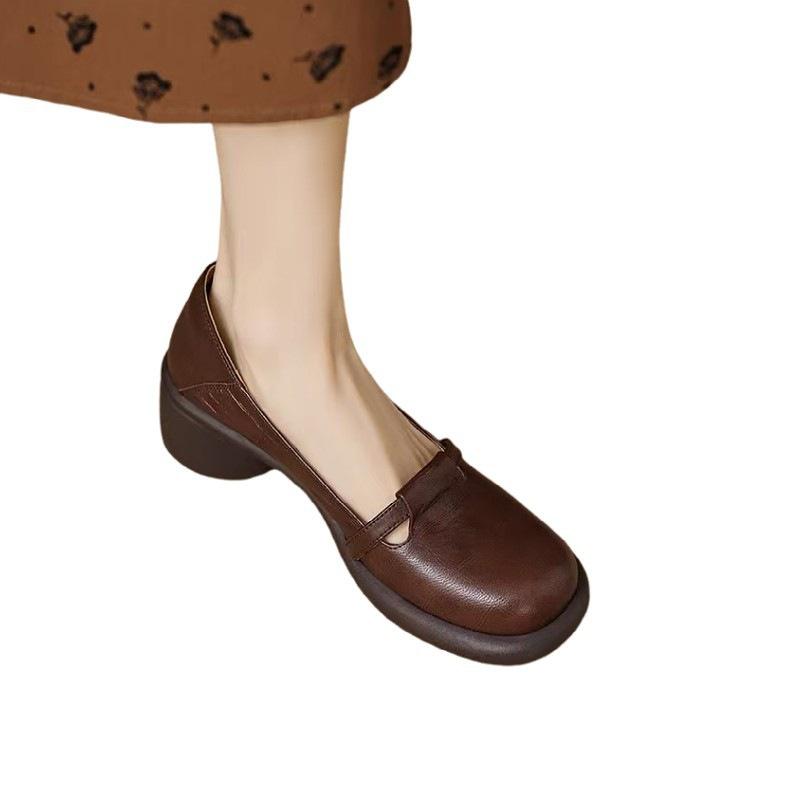 Autumn soft leather round head thick heel single shoes new retro style medium heel small leather shoes brown medium heel shoes