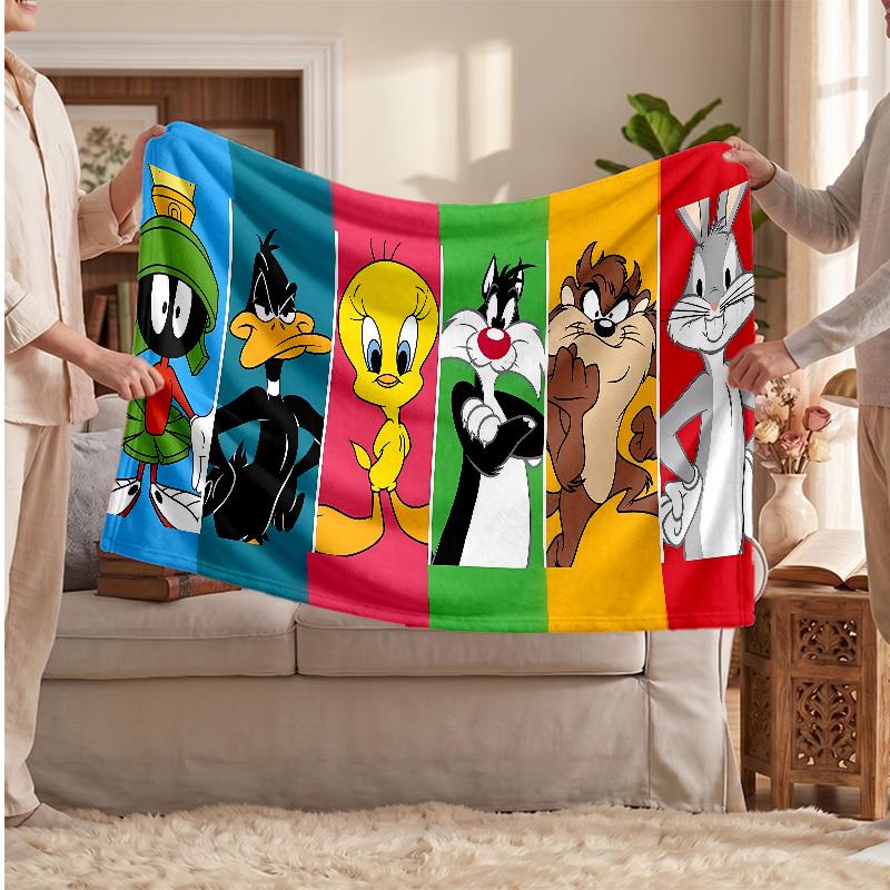 Looney Tunes Printed Flannel Blanket, Skin Friendly Warm Throw for Indoor Couch Bed Daily Use