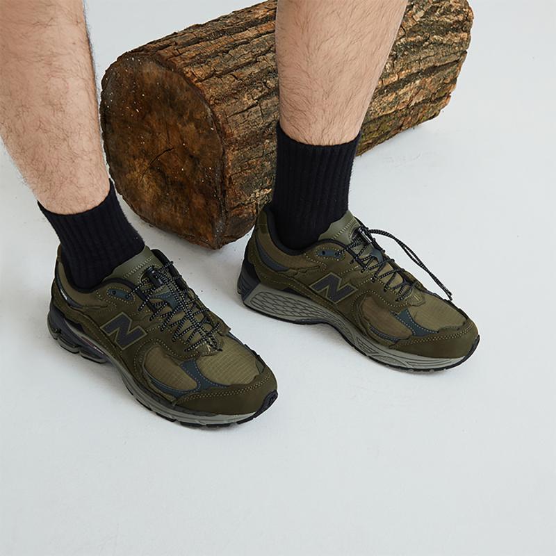New Balance 2002R Protection Pack Dark Moss Sneakers M2002RDN