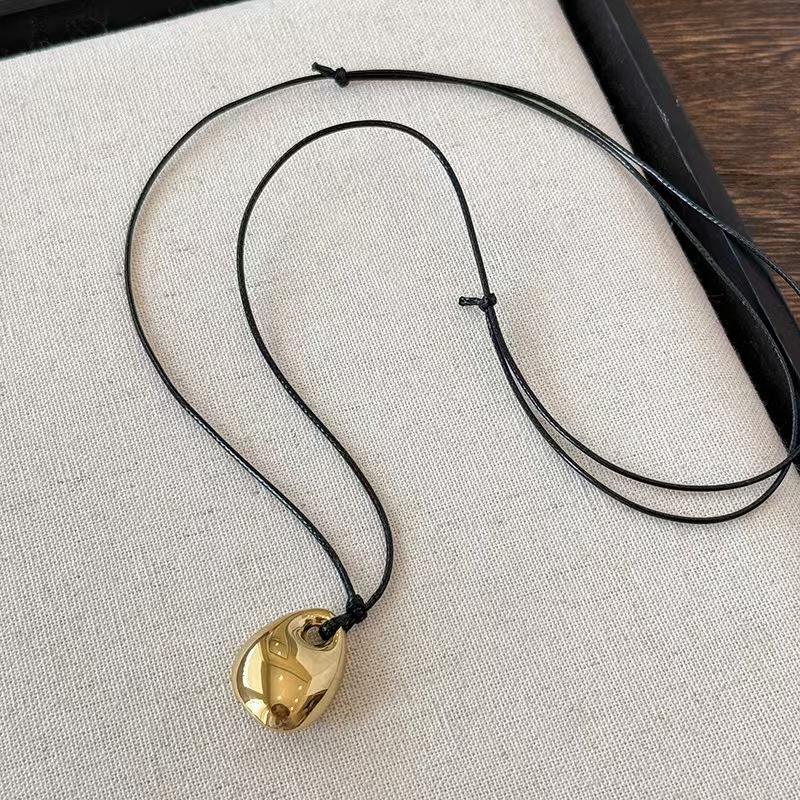 Vintage Irregular Punk Metal Bean Pendant Necklace for Women Adjustable Black Leather Rope Long Clavicle Chain Charm Jewerly