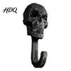 Stabiler PLA Totenkopf Hänger Wandhaken 3D Gedruckt Gotisch Dekorativ Klebend Schlüssel Kunst Dekor Halter Montierter Aufbewahrungs-Organizer für Zuhause Schlafzimmer Badezimmer