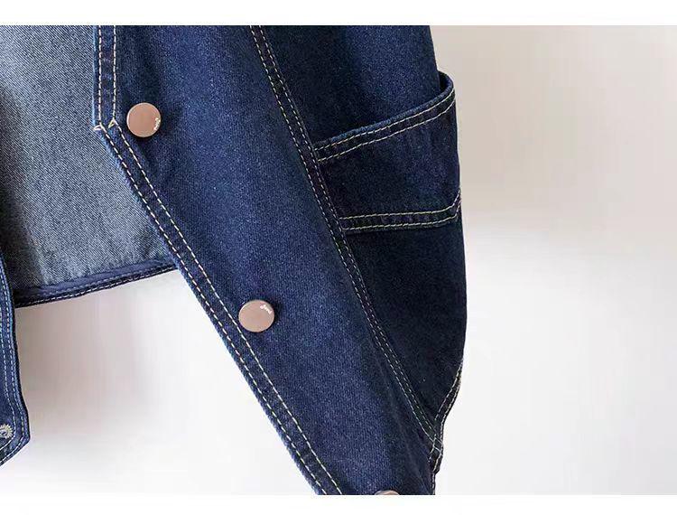 Women's Versatile Denim Vest - Slimming, Retro, Fashionable Outerwear for Spring and Autumn