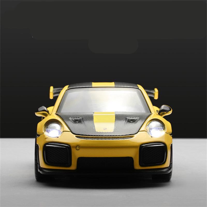1/32 Porsche 911 GT2 RS Alloy Sports Car Model Diecasts Metal Racing Car Model Simulation Sound Light Collection Kids Toys Gifts