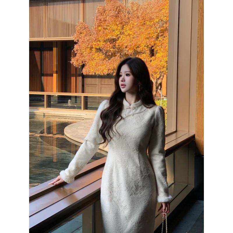 Plus Size New Chinese Style Off-White Jacquard Qipao Dress