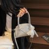 Exquisite Super-hot Niche Bag Women's 2025 New Summer Fashion Versatile Shoulder Messenger Bag Handbag Small Bag