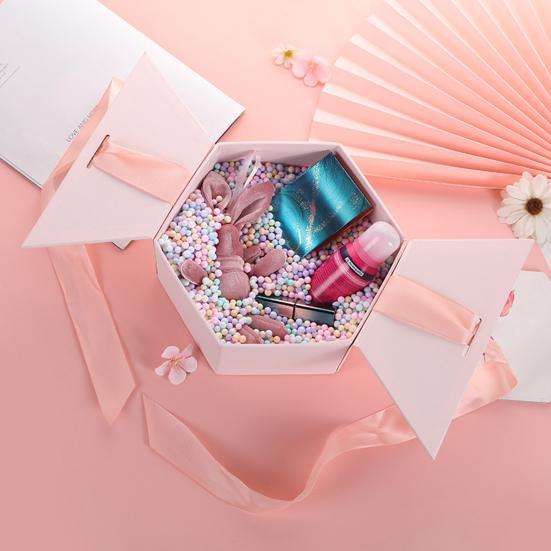 Aufbewahrungsbox, festlich, exquisite Geschenkbox, kompakt, hübsche Verpackung mit kleinem Häschen zum Jubiläum