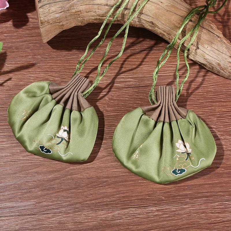 Sachet Hanfu Pouch: Traditional Chinese-Style Portable Scented Bag and Mosquito Repellent