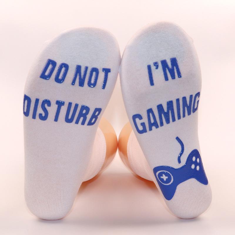 Trendy Mid-Calf Sports Socks: Lettered Soles, Non-Slip Design, Creative Casual Style for Gaming