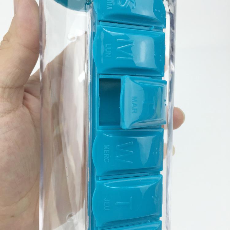 Creative 700ML Water Bottle with Built-In Seven-Day Pill Organizer, Portable & Large Capacity, Two-in-One for Outdoor Use