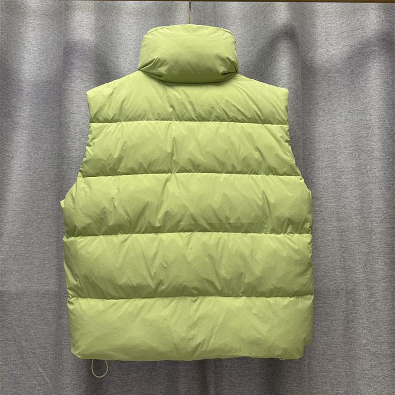 Women Light Weight Thermal Seamlessly Sleeveless White Duck Down Jacket All Match Chic Pocket Loose Down Vest