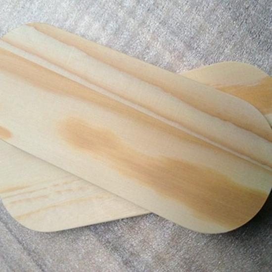 Handgefertigte ovale Kiefernholzscheiben für Pyrographie und DIY-Modelle