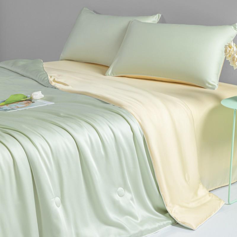Summer Ice Silk Quilted 4-Piece Set: Lightweight, Machine Washable for Single & Double Beds