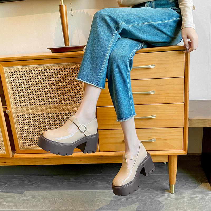 12Lm small inner height increase khaki Mary Jane small leather shoes women s round head super high heel small size platform single shoes 33 33 6939₽