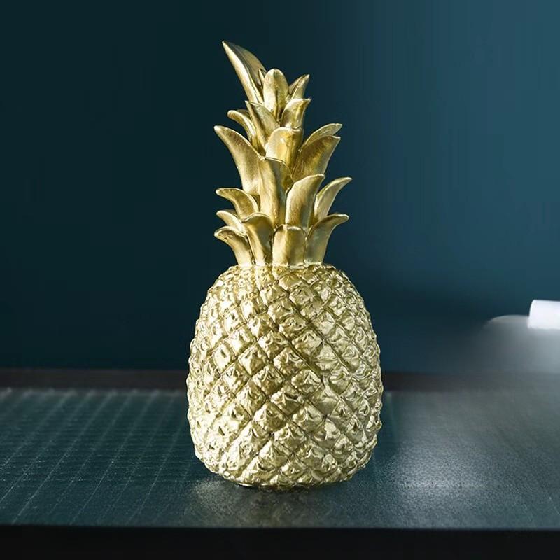Modern Scandinavian Resin Pineapple Decor For Living Room Cabinet Display