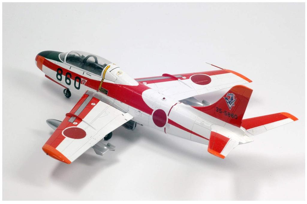 PLATZ Air Force Jet Trainer Plastikmodell 1/72 Selbstverteidigung T-1B AC-22