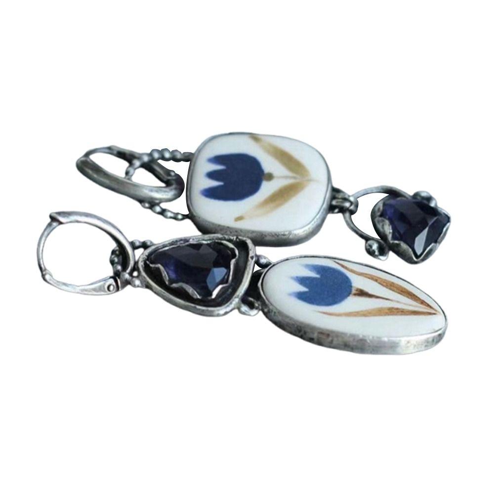 Fashion Enamel Leaf Earrings Elegant Rhinestone Dangle Earrings Geometric Drop Earrings  for Women