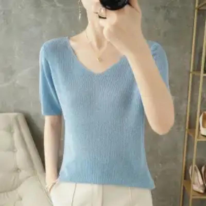 Women's Light Gray V-Neck Knit Top Half Sleeve Slim Fit Casual T-Shirt