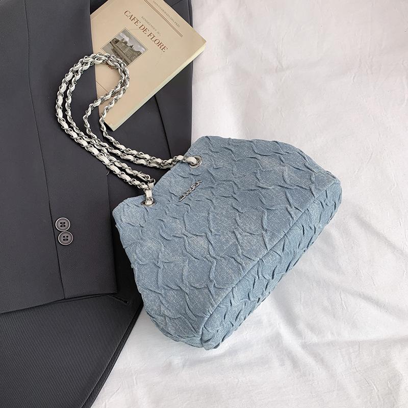 

Korean version of niche casual fashion bag women s 2025 summer new foreign style shoulder bag foreign style chain messenger bag синий