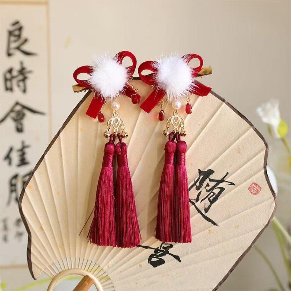 Fuzzy Ball Hanfu Hair Clip Pearl Girl Headdress Festive Chinese New Year Side Clip Photo Props
