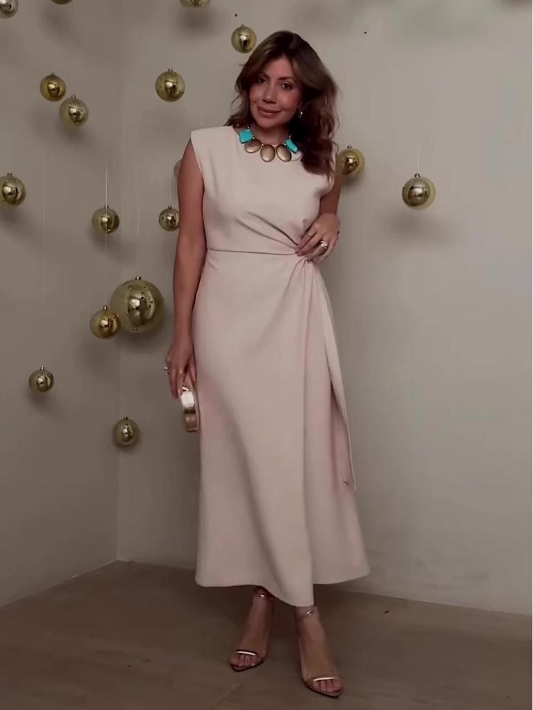 Women's Sleeveless Slimming Long Dress, Solid Color, Round Neck, Temperament Style, New for 2026