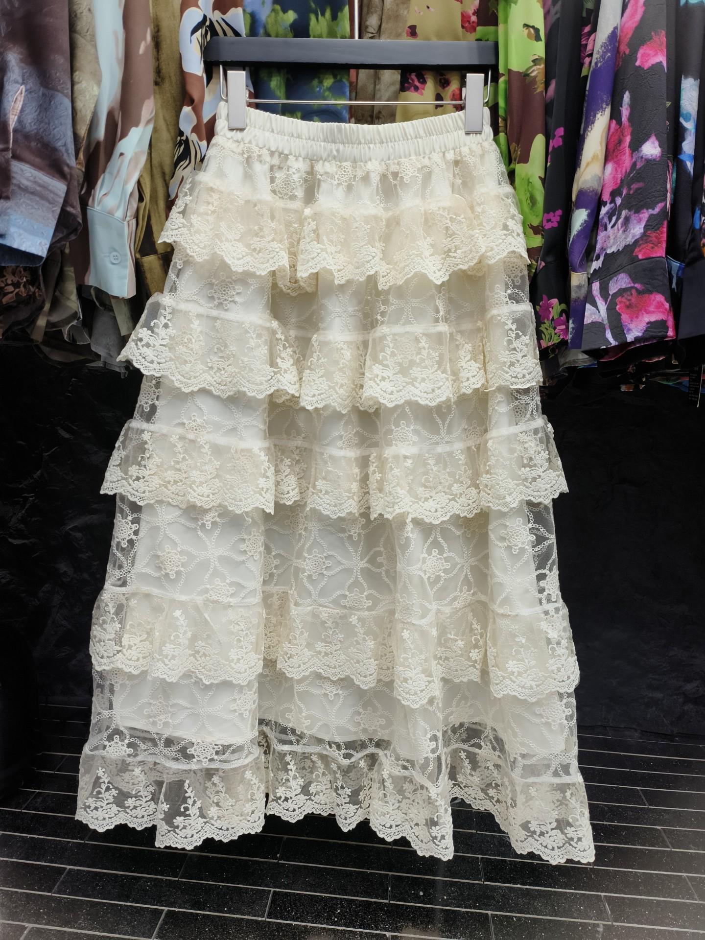 

2026 A-line Ruffle Patchwork Skirt with Lace Embroidery One Size абрикосовий