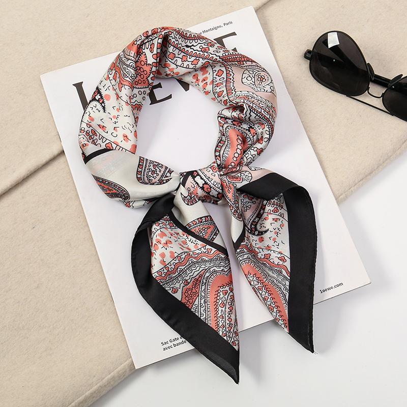 Luxus Damen Seiden-Quadratschal Schal Mode Xiaoxiangfeng Druckdesign Satin Hijab Tücher Halstuch Damen Haarbänder 70*70CM