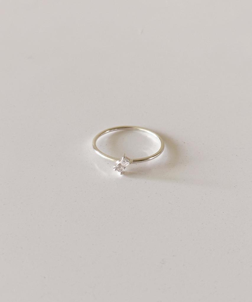 Code.H (Silver 925) Slash Cubic Ring
