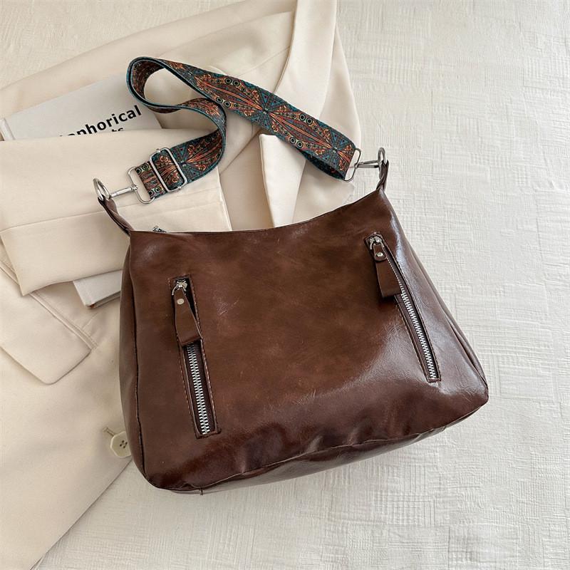 Elegant Minimalist Tote Bag 2024 Stylish Korean Large Capacity Shoulder Bag