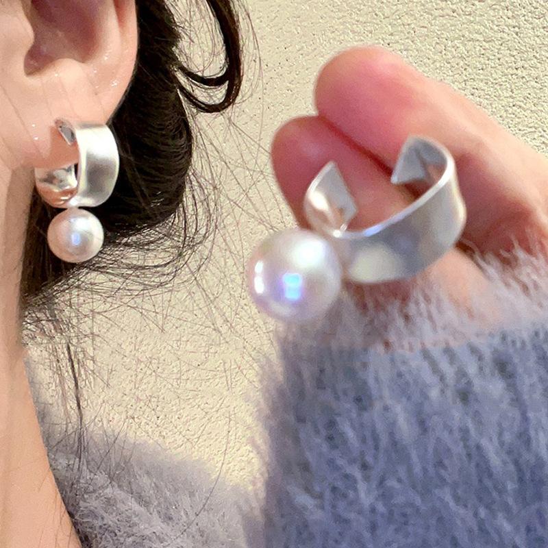 

Металлические жемчужные серьги C-образной формы с уникальным дизайном, модные и элитные, персонализированные геометрические серьги