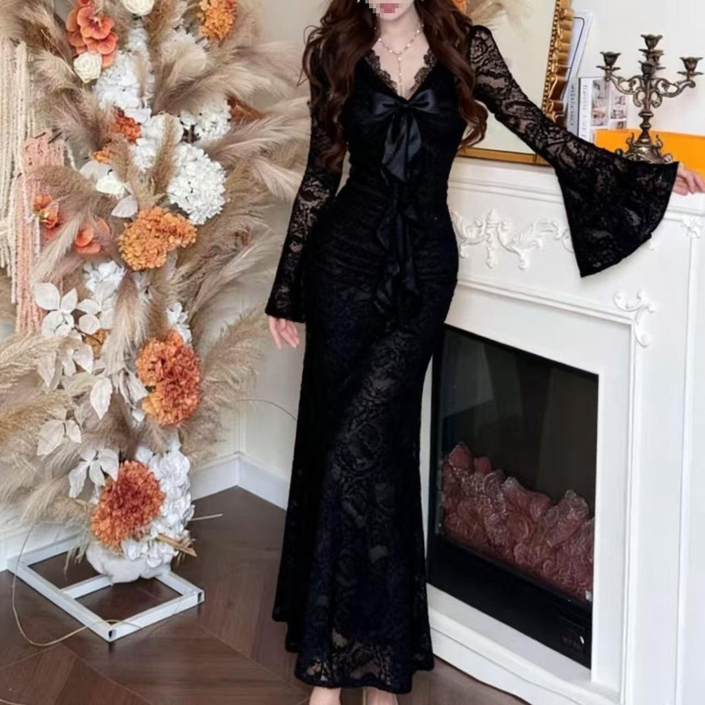 Elegant Lace Bell Sleeve V-Neck Dress for Women - Sexy French-inspired, Spring/Autumn, Figure-Flattering, Tight-Fit, Hip-Hugging Long Dress