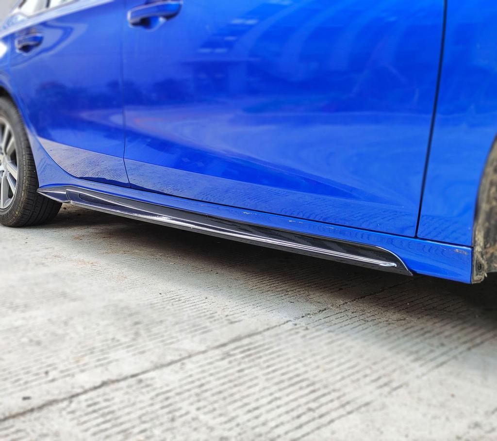 2023 Civic 11. generace US Boční prahy, Body kit, Přední splitter, Lip, Zadní křídlo, Rohové chrániče