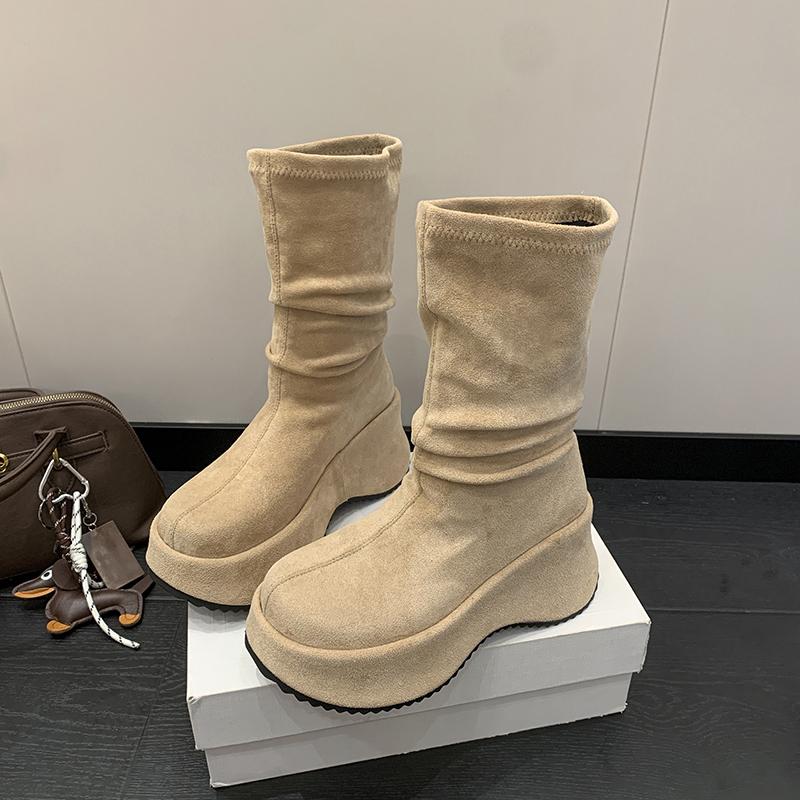 

Chunky Platform Thick Sole Woman Mordern Boots Design Round Toe Slip On Shoes Autumn Winter Short Botas Para Mujer 35