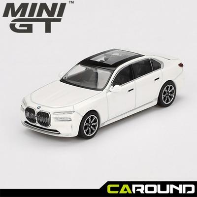 MINI GT (819) 1:64 BMW i7 xDrive60 - Bílá minerální Kovový model