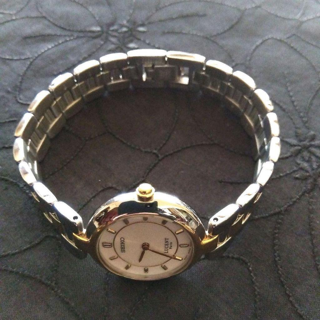 [USED] SEIKO LUCENT Wristwatch (Quartz) White/Gold