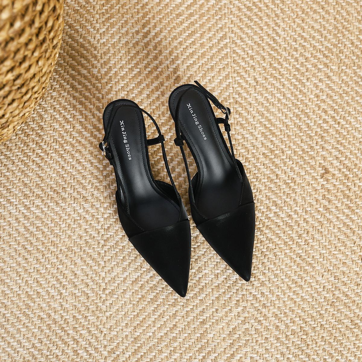 

699-103 Korean version of simple high-heeled pointed single shoes, new shallow-mouth stiletto women s shoes, rear strap fashion women s shoes 35 чёрный