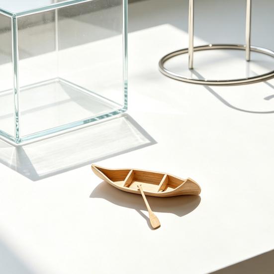 3D Printed Canoe Miniature Ornament, Compact Mini Boat Model with Paddle Accessories, Fine Wood Grain Texture Realistic Canoe Replica