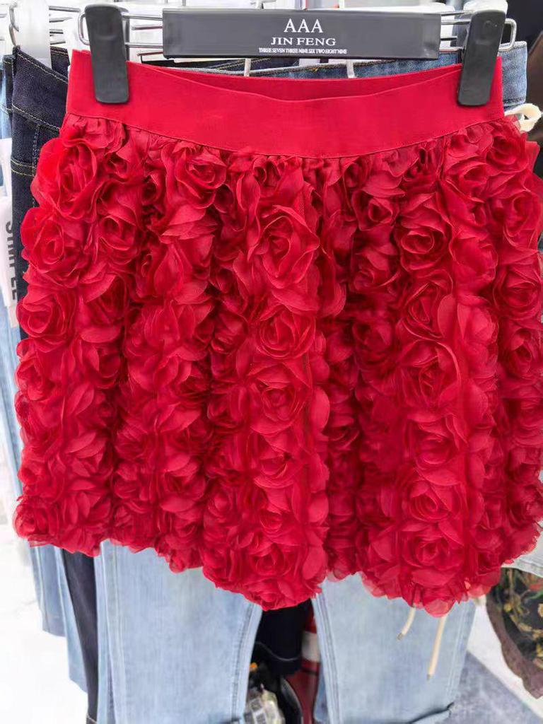 Damen Europäischer & Amerikanischer 3D-Rosen A-Linien-Rock: Eleganten Schlankmachenden Kurzen Rock