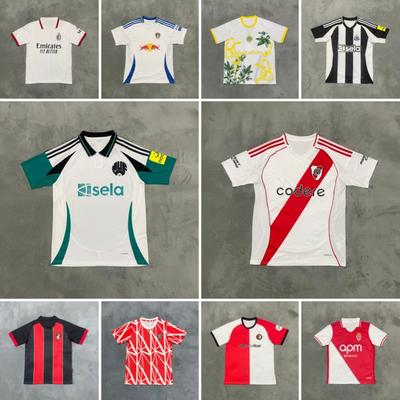 Fan Version of the Jersey Club Newcastle Dortmund Tottenham Hotspur Bayern Chelsea Football Uniform