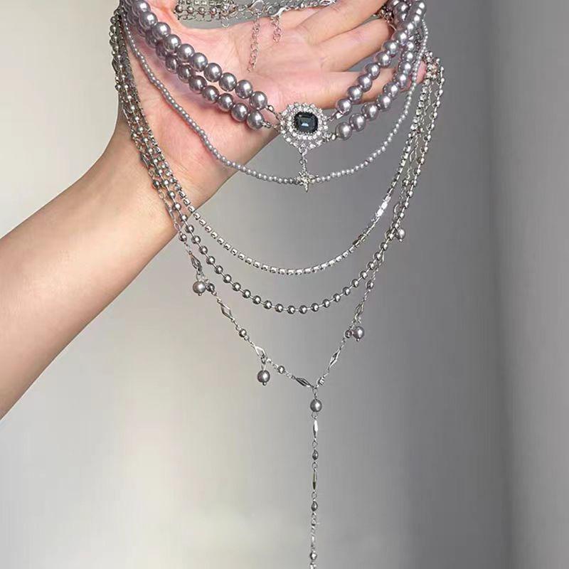 Novo colar de octagrama com vento frio e diamante rosa para mulheres, moda, alta sensibilidade, corrente para clavícula, estilo nicho de luxo leve, corrente para pescoço