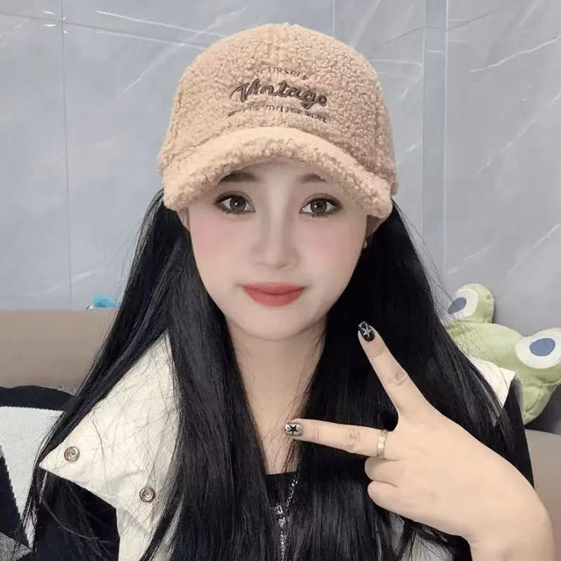 Autumn and Winter Plush Baseball Cap for Men and Women, Simple, Stylish, Versatile, and Warm
