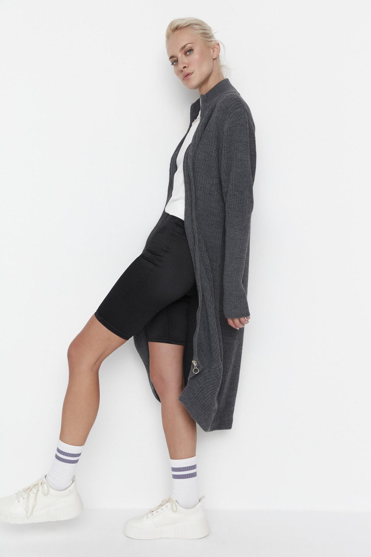 

Платье - Серый - Базовый