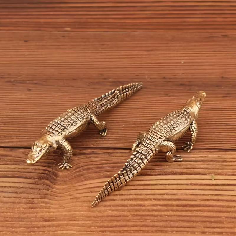 Antique Brass Crocodile Statues Elegant Standing Positions for Home/Office/Outdoor Decor Perfect Gift for Housewarming Christmas