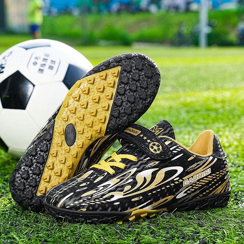 Kids Football Shoes Shock Absorption Anti-skid /Wear-resistant Long Spike Outdoor Sports Training Football Shoes for Boys