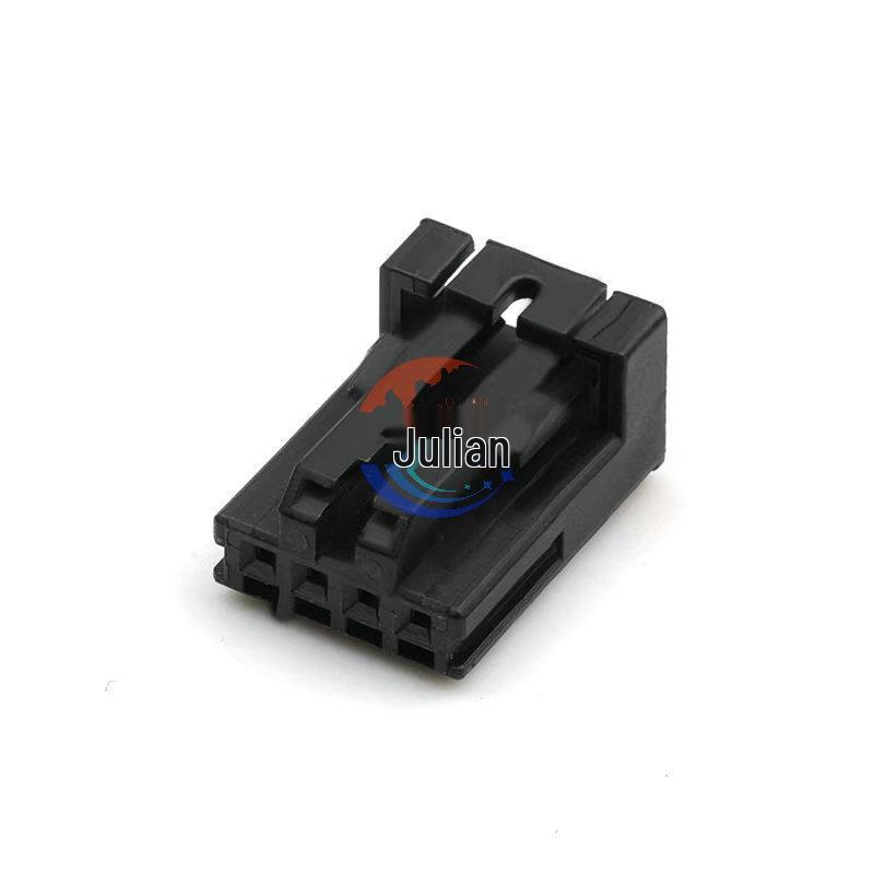 Automotive 4-Pin Wiring Harness Connector Plug (936121-1/936119-1)