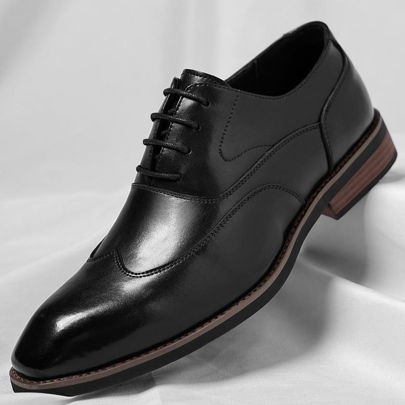Fashion Gentleman Fashion New Men's Pointed Lace Up Business Oxford Shoes Male Luxury Designer Homecoming Wedding Dress Footwear