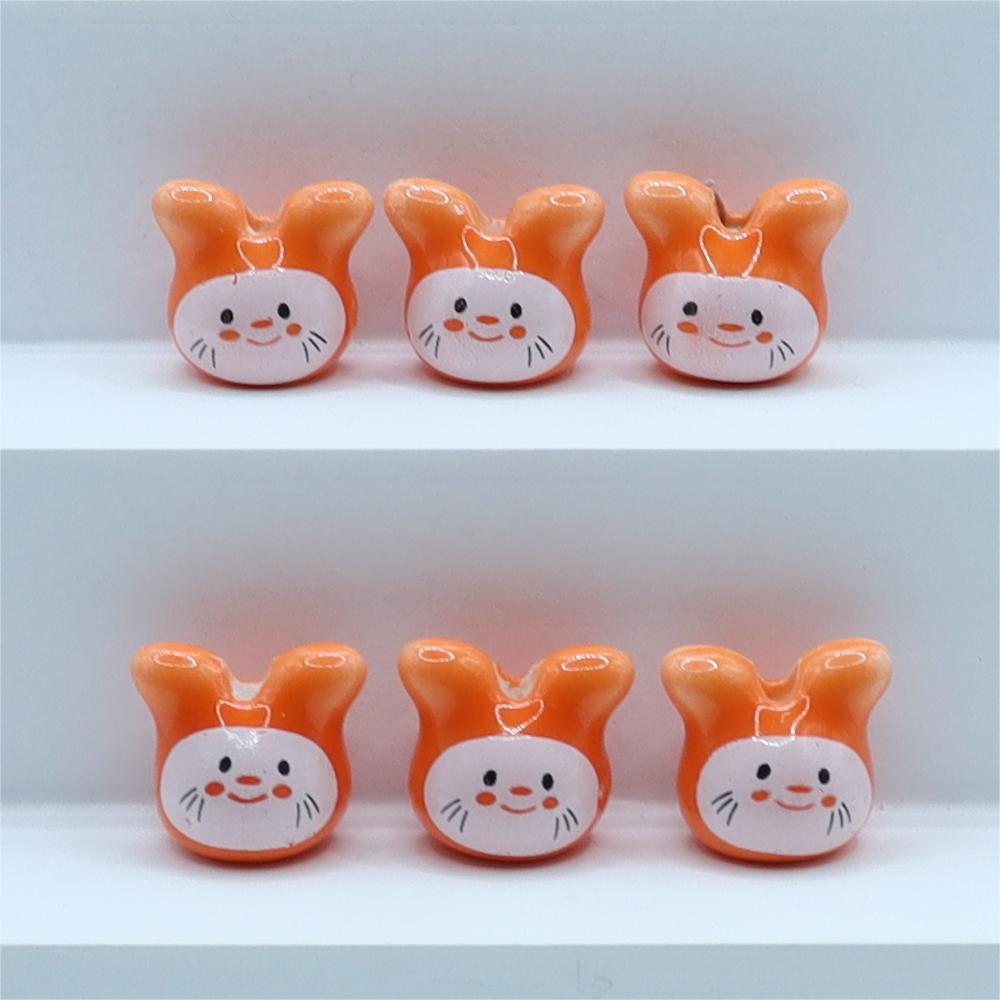 Niedliche kleine Kaninchen glasierte Keramikperlen für DIY Schmuck und Accessoires
